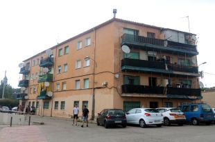 Un acord entre els veïns i la propietat del bloc de la Creueta de Girona posa fi a la polèmica