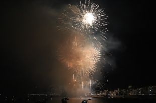 La pirotècnia Josman converteix la nit en dia durant la primera jornada del Concurs de Focs de Blanes