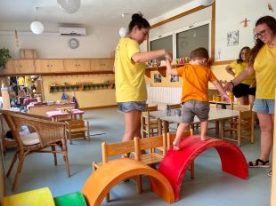Figueres estrena una prova pilot de servei municipal de cangur gratuït per facilitar la conciliació