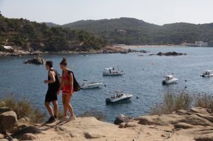 Begur, Mont-ras, Palafrugell i Palamós s'alien contra les actituds incíviques d'embarcacions recreatives