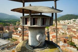 Olot recupera la sirena d'emergències de l'església de Sant Esteve 