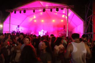 Les entitats de Roses critiquen la ''mala programació'' de les barraques a la Festa Major