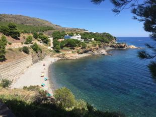 Mor ofegada una dona de 88 anys a la platja d'en Goixa a Colera