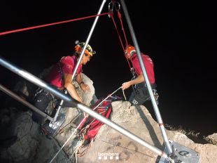 Rescaten cinc escaladors atrapats a la Punta Milà de Torroella de Montgrí