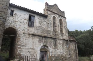 Sant Miquel de Campmajor vol restaurar la torre medieval i l'església de Briolf