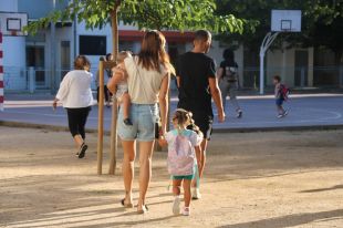 L'escola de Cornella del Terri inicia el curs amb incertesa per si Educació els traurà els mòduls 