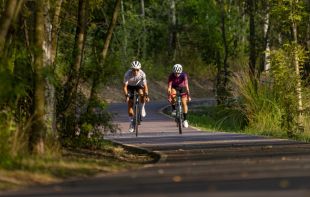 Més de la meitat de cicloturistes a Girona es deixen uns 4.300 euros de mitjana