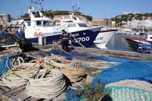 Els pescadors gironins demanen al Govern mantenir les vedes biològiques tot i la crisi 