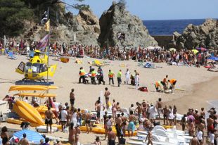 Mor la nena que va patir una aturada cardiorespiratòria mentre es banyava a Tossa de Mar 