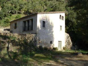 El Govern declara bé cultural d'interès nacional deu immobles del massís de les Gavarres 