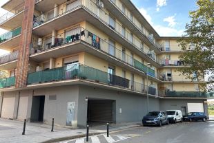 Una ''màfia organitzada'' rebenta pisos buits per llogar a persones conflictives a la Bisbal