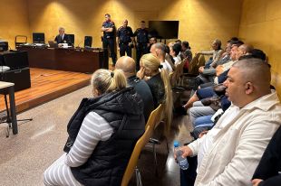 Penes mínimes per a 26 integrants d'una xarxa de narcotràfic de la Font de la Pólvora de Girona