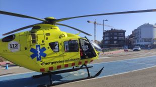 Ferit un treballador en caure daltabaix un soterrani en una obra a l'Escala