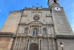 L'església de Sant Esteve d'Olot rep reconeixement papal i passa a ser basílica