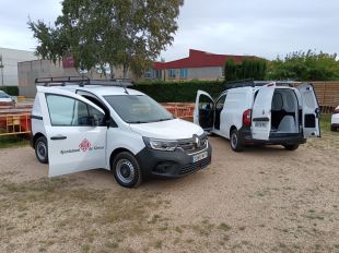 Girona incorpora dues furgonetes elèctriques per a les brigades municipals