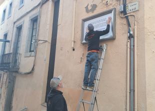 Un documental porta Palamós a tapar la placa dedicada a Ortega Monasterio