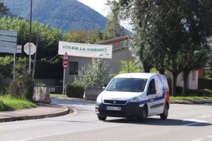 El Parlament insta el Govern a destinar 110 MEUR al pressupost del 2025 per iniciar la variant d'Olot
