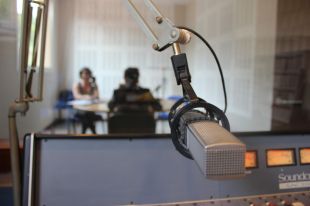 Ràdio Ripoll no compleix amb la quota mínima de música en català