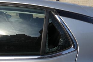 Detenen un home a Sant Feliu de Guíxols per robar a l’interior de 18 cotxes