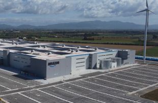 Amazon projecta un aerogenerador de 126 metres d'alçada a la nau del Far d'Empordà
