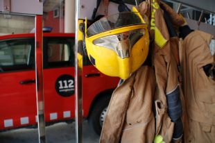 Els Bombers ajuden telefònicament a dos excursionistes desorientats a la Vall d'en Bas