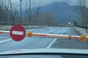 Un accident a la C-37 a Torelló deixa un mort i dos ferits molt greus