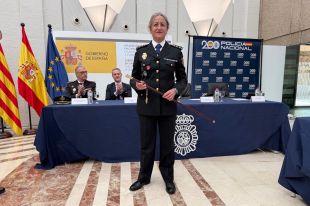 Juana María Gutiérrez pren possessió com a cap de la Policia Nacional a Girona