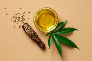 Per què cada vegada més gironins opten per comprar infusions de CBD