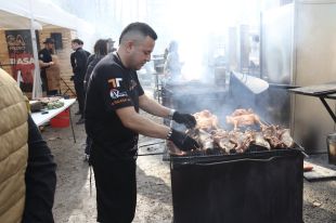 Arrenca el Fòrum Gastronòmic de Girona amb l'estrena d'un espai de brasa
