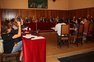 Figueres, primera ciutat gironina a aprovar una moció en defensa de la immersió lingüística