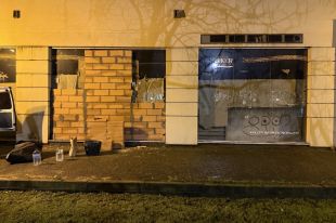 La propietat finalment tapia el polèmic local ocupat al barri de Montilivi de Girona