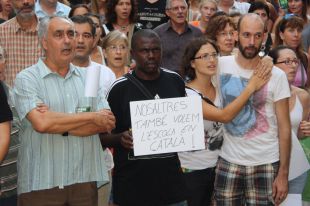 Olot aprova la moció en suport al català a l'escola amb l'abstenció de PxC i el vot en contra del PP 