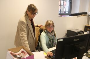 La defensora de la ciutadania de Girona demana repensar els contenidors intel·ligents