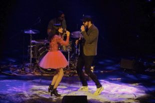 Delafé y las Flores Azules reparteixen 'Amor' a l'Auditori de Girona