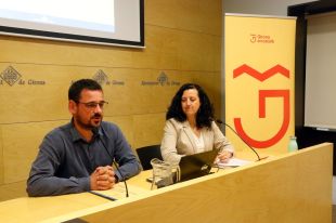 Girona engega un pla per enfortir el català als comerços, l'hostaleria i entre el jovent