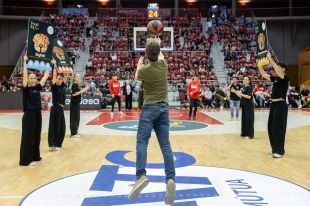 Un abonat del Bàsquet Girona guanya 10.000 euros fent tres cistelles