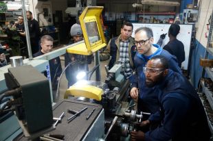 L'Escola Metall Girona buscarà suplir la manca de soldadors i mecanitzadors