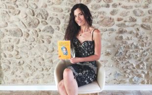 Mar Aparicio presentarà a Figueres 'Realitats paral·leles II', un nou recull de relats