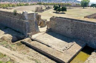Roses aprova el projecte que permetrà resseguir tot el passeig de ronda a la Ciutadella