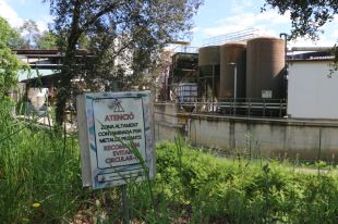 Bonmatí sabrà aquest juny si la planta de reciclatge de bateries contamina els terrenys amb metalls