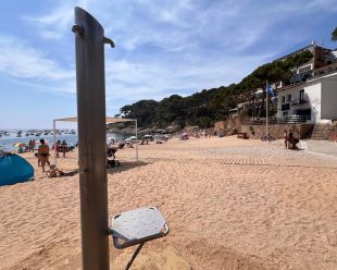 Palafrugell tancarà les dutxes de la platja de Tamariu a les nits per estalviar aigua