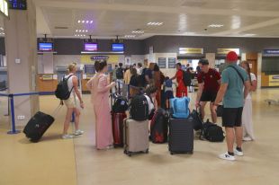 Les companyies aèries ''veuen una oportunitat'' amb la futura estació del TAV a l'aerport de Girona
