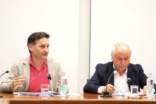 Tres de cada deu alumnes d'FP a Girona troben feina quan acaben els estudis
