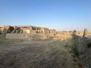 Roses invertirà mig milió d'euros en excavar el fossat de la Ciutadella