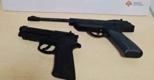 Intervingudes dues armes a la zona d’oci nocturn d’Empuriabrava