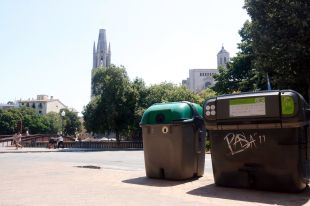Girona engega el nou calendari d'escombraries que augmenta la recollida de resta i orgànica