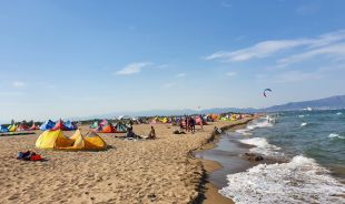 Mor ofegat un home de 74 anys a la platja de Can Martinet de Sant Pere Pescador