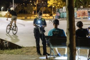 Les denúncies per incivisme es disparen un 120% a Platja d'Aro i cauen els robatoris