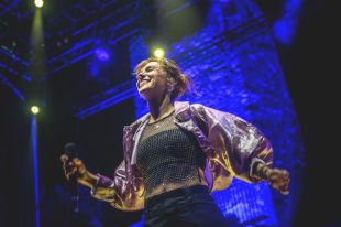ZAZ inaugura el Sons del Món de Roses amb l'avançament de noves cançons