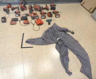 Detinguts dos multireincidents per robar 5.000 euros en eines d'una furgoneta a Figueres